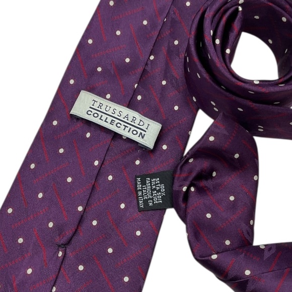 TRUSSARDI COLLECTION Purple/Burgundy Geometric Polka Dot Silk LUXURY Tie ITALY - Picture 3 of 4